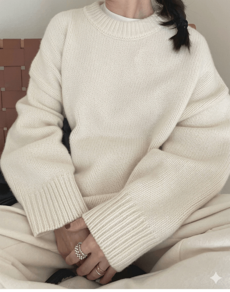 The Ultimate Cloud-Soft Cashmere: Women's Effortless Oversized Thick Sweater, Pure 100% Cashmere Round Neck Knit for Cozy Winter Vibes