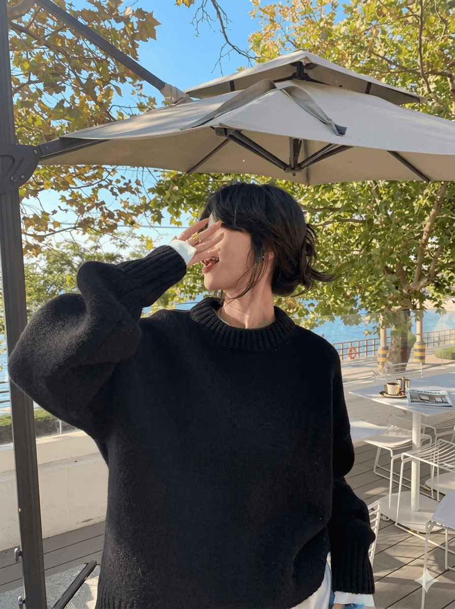 The Ultimate Cloud-Soft Cashmere: Women's Effortless Oversized Thick Sweater, Pure 100% Cashmere Round Neck Knit for Cozy Winter Vibes