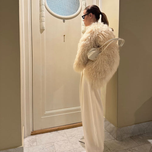 2026 Winter Women's Genuine Sheepskin Fur Overcoat Thick Breathable Short Fashion