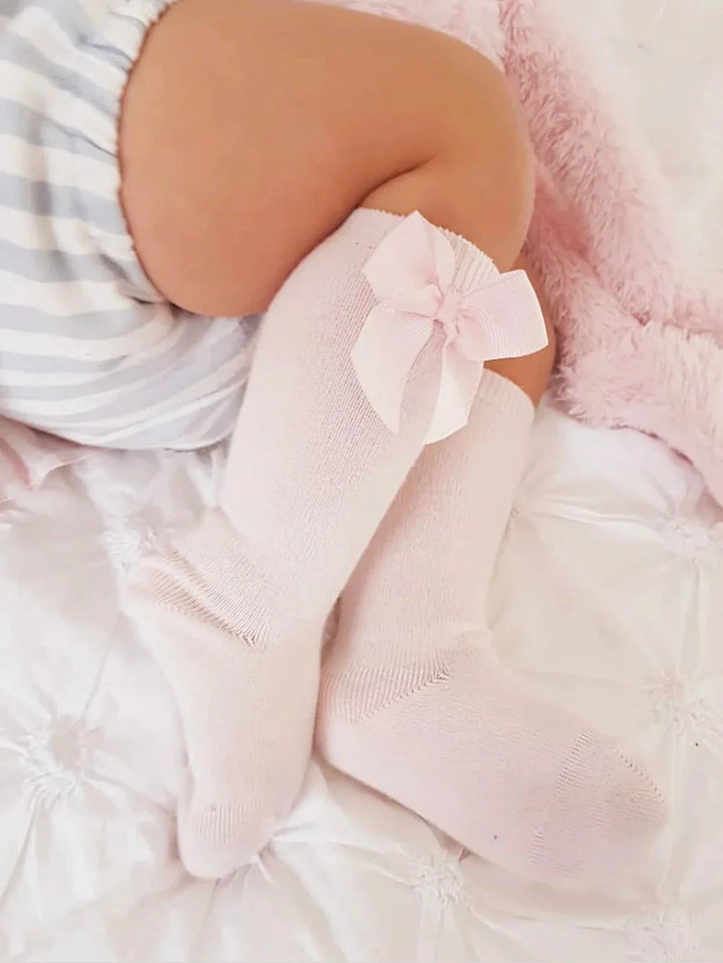 Condor Side Crochet Knee Socks